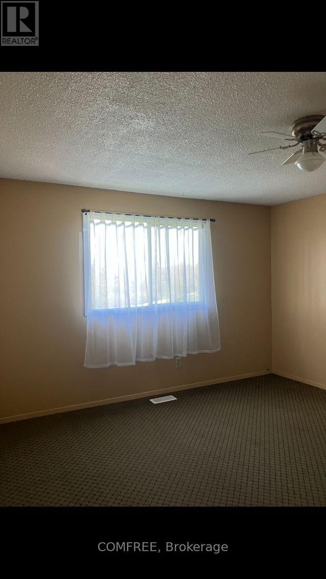 560 SHORT STREET - 24