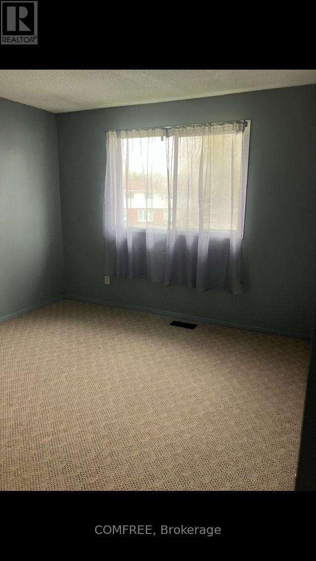 560 SHORT STREET - 28