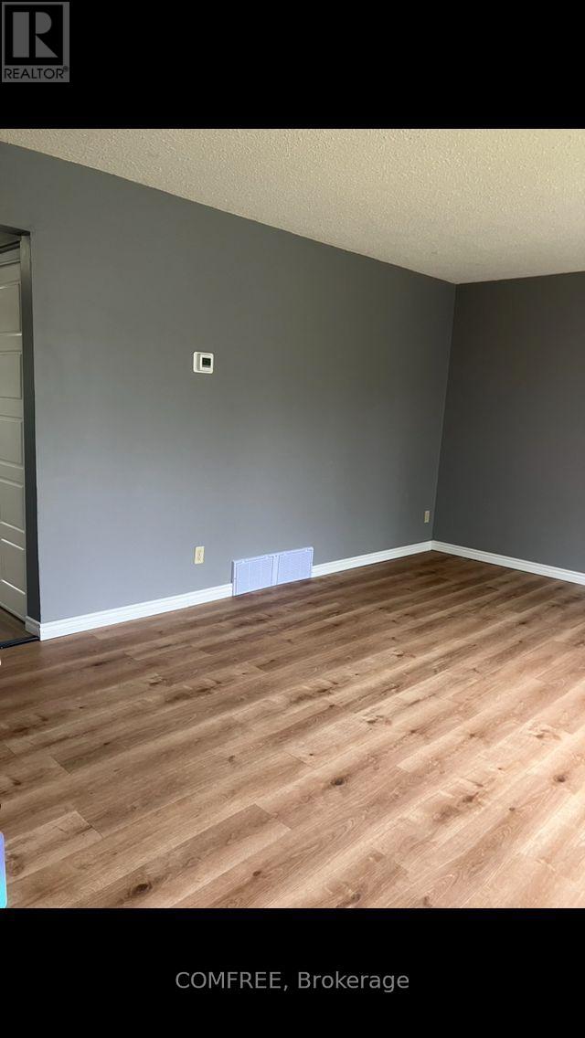 560 SHORT STREET - 8