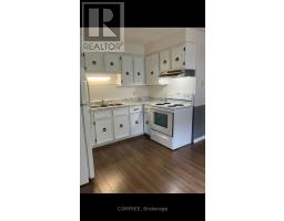 560 Short Street, Petrolia, ON N0N1R0 Photo 12