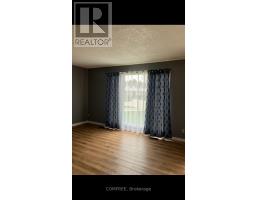 560 Short Street, Petrolia, ON N0N1R0 Photo 7