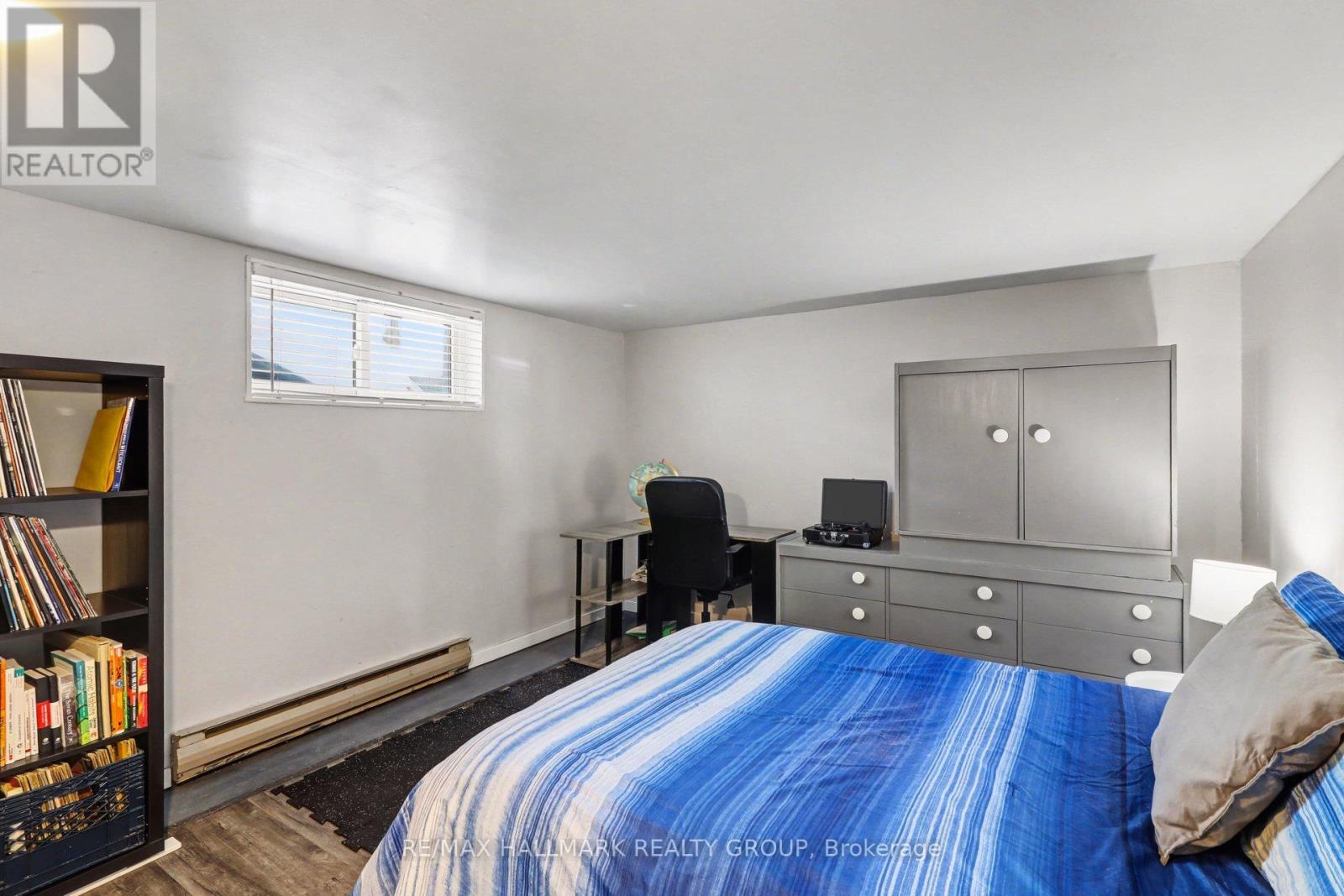 730 GERARD STREET — photo 21