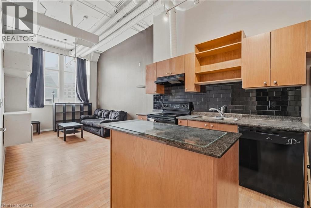 410 KING Street W Unit# 124, Kitchener, Ontario, N2G1C3 — Photo 3