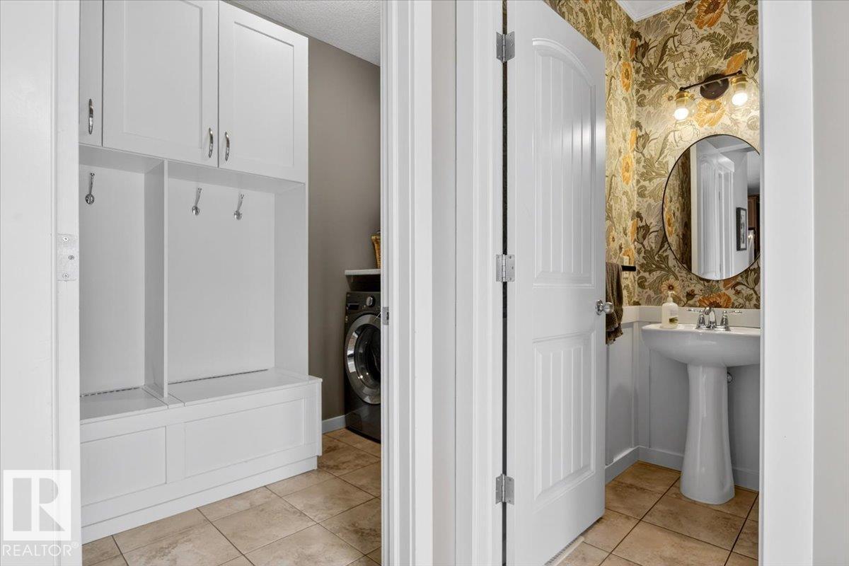 8508 SUMMERSIDE GRANDE BV SW, Edmonton