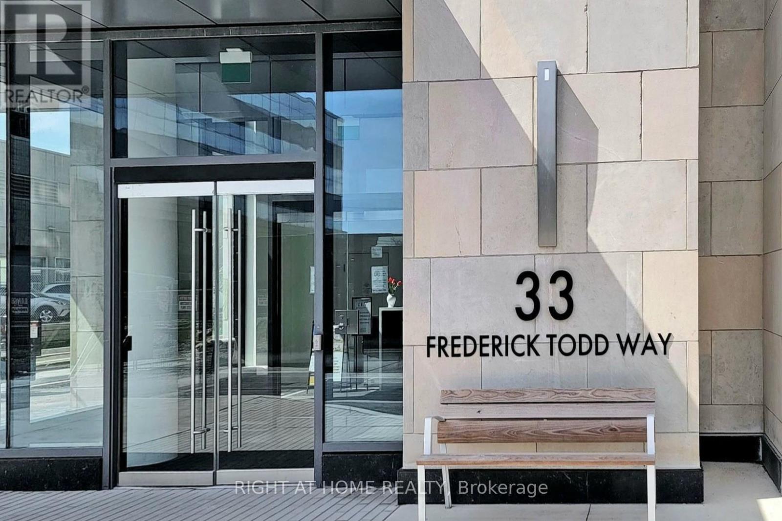 #319 33 FREDERICK TODD WAY W - 20