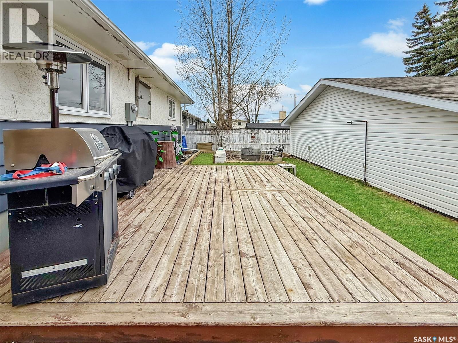 1415 Ashley DRIVE - 19