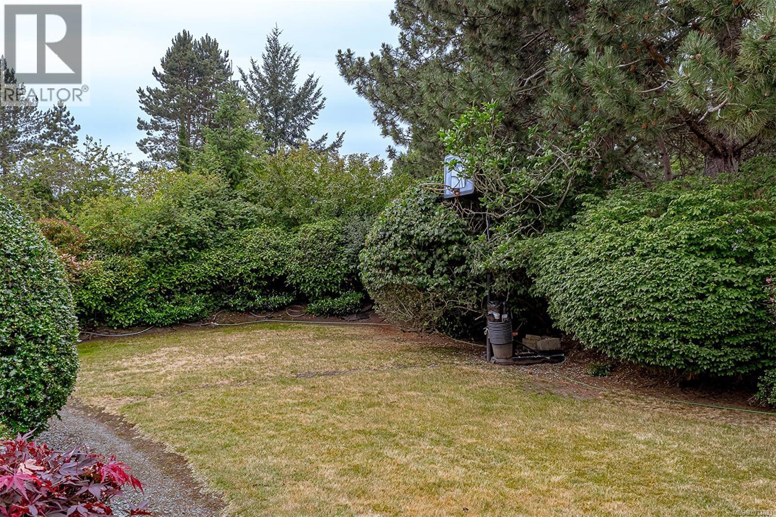 4569 Boulderwood Dr - 43