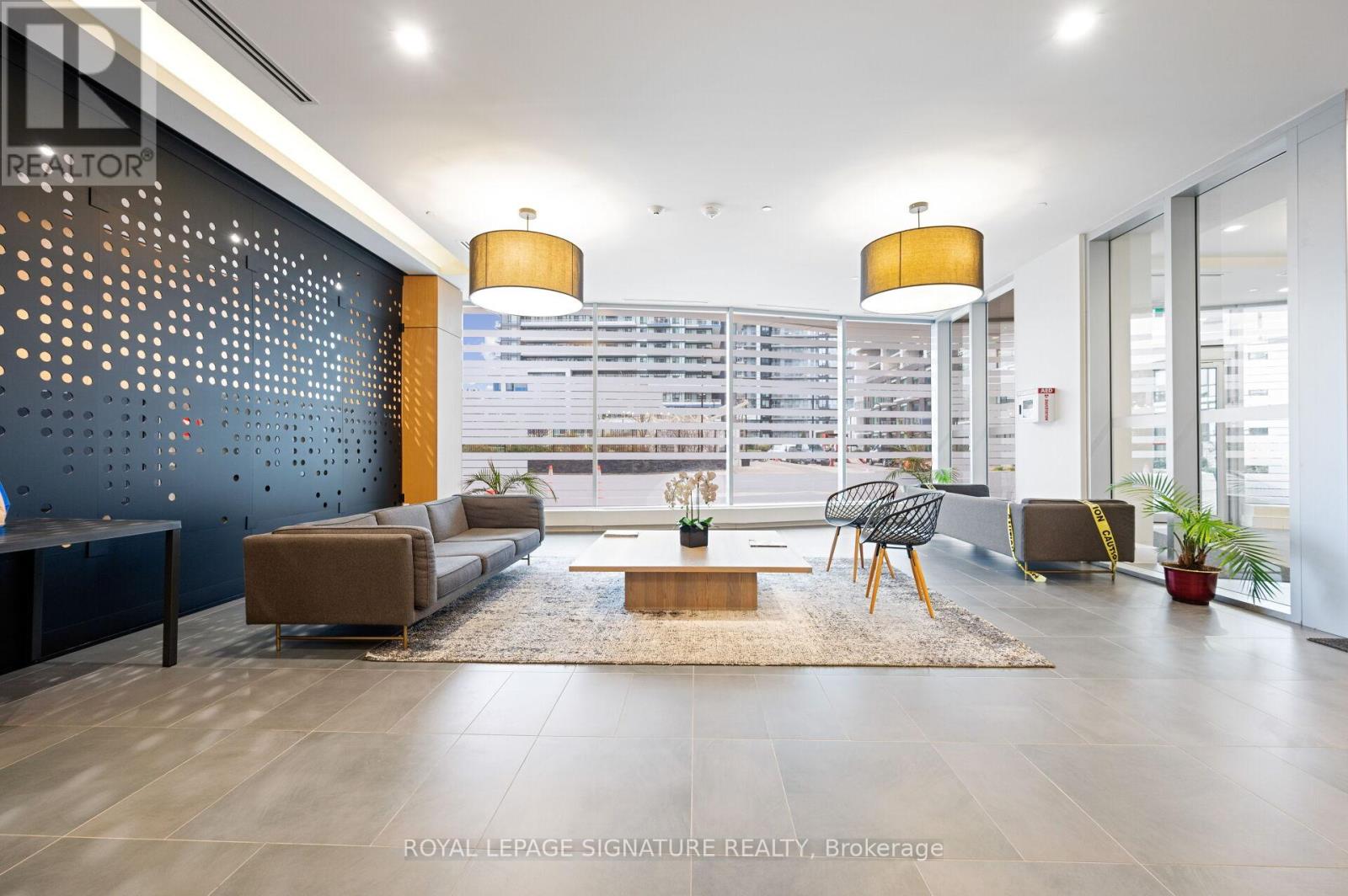 1702 - 2520 EGLINTON AVENUE - photo 3