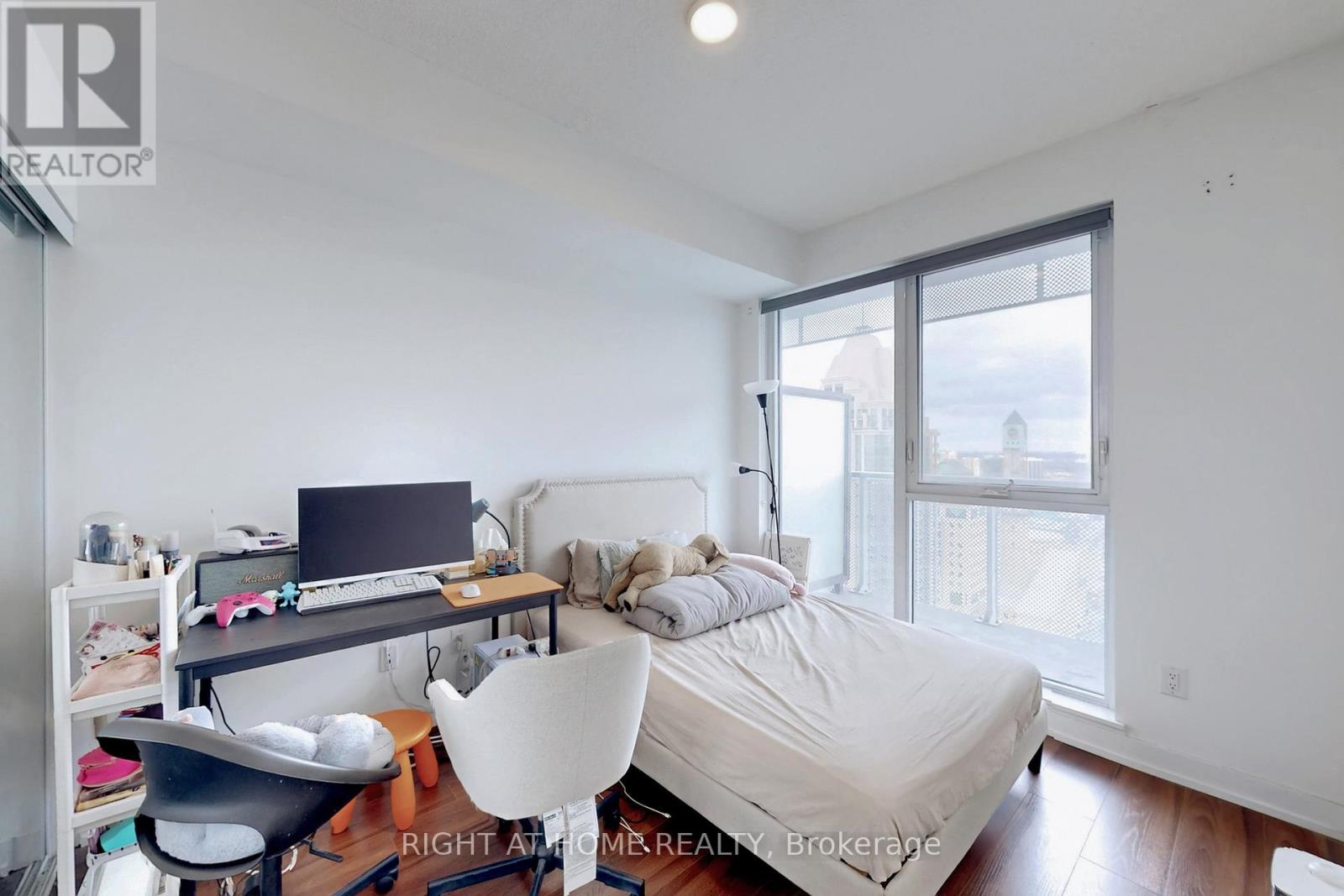 2507 - 4065 CONFEDERATION PARKWAY — photo 18