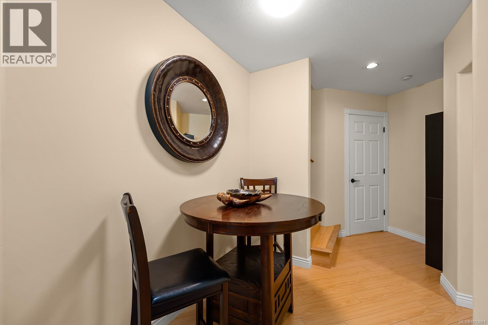 1418 Valley View Dr - 32