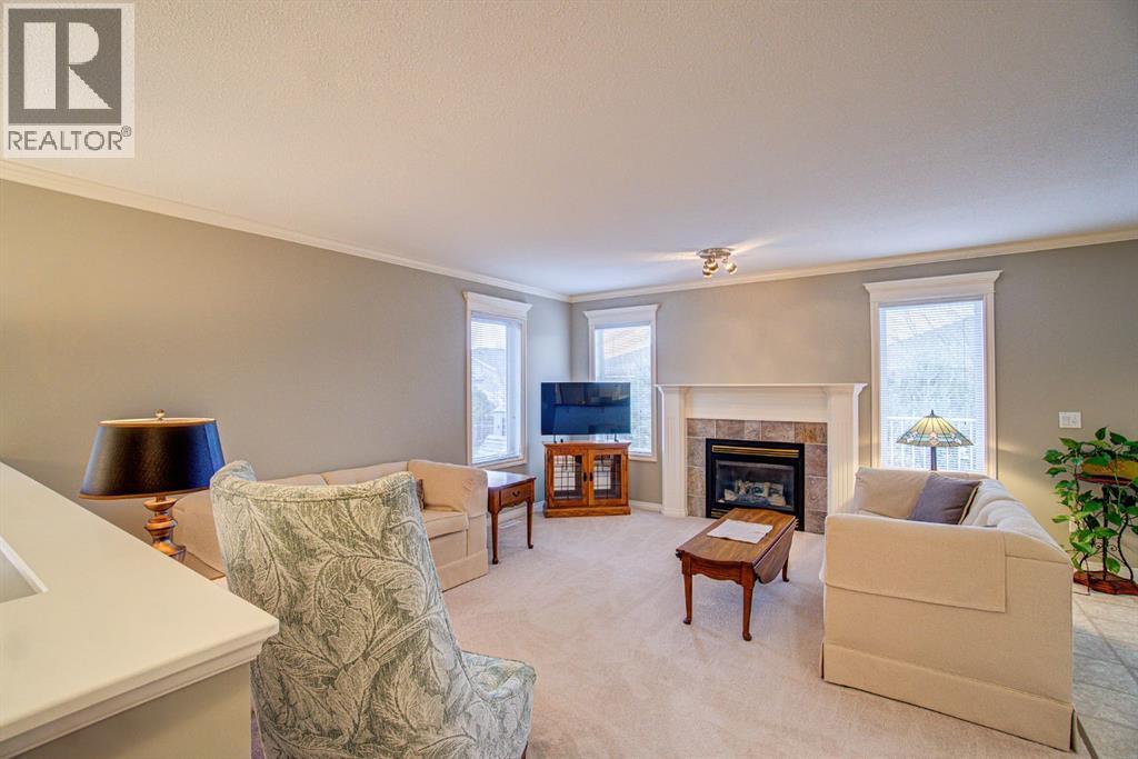 26 Skyline Crescent — photo 6
