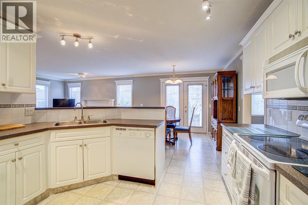 26 Skyline Crescent — photo 19