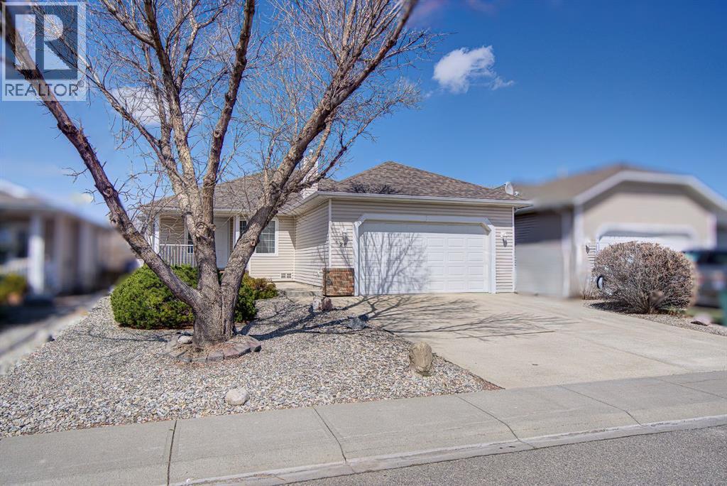 26 Skyline Crescent — photo 50