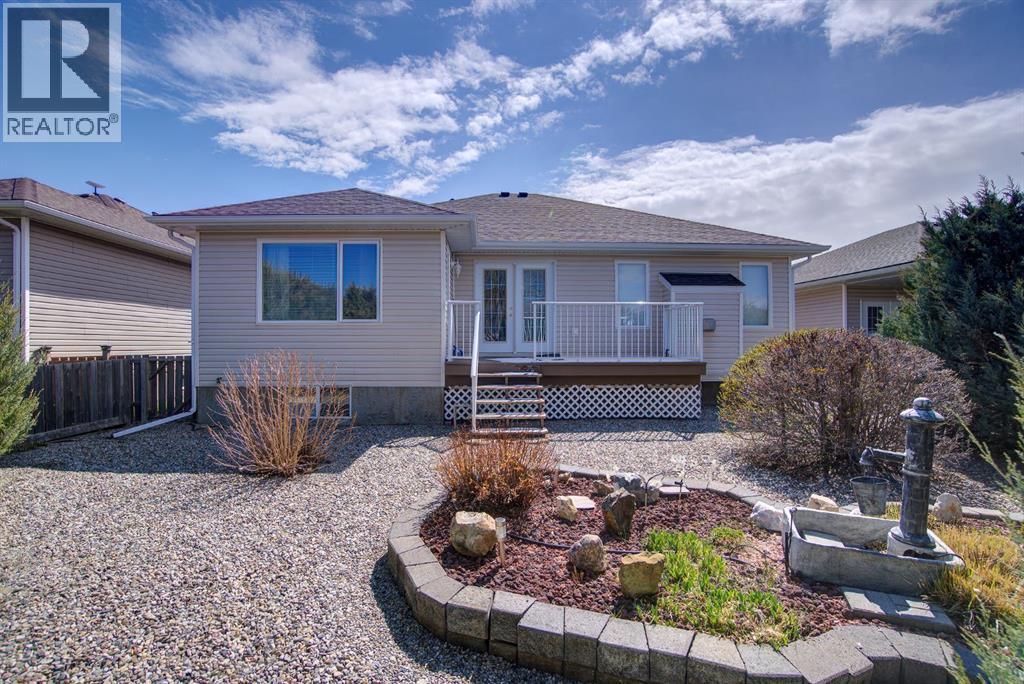 26 Skyline Crescent — photo 41