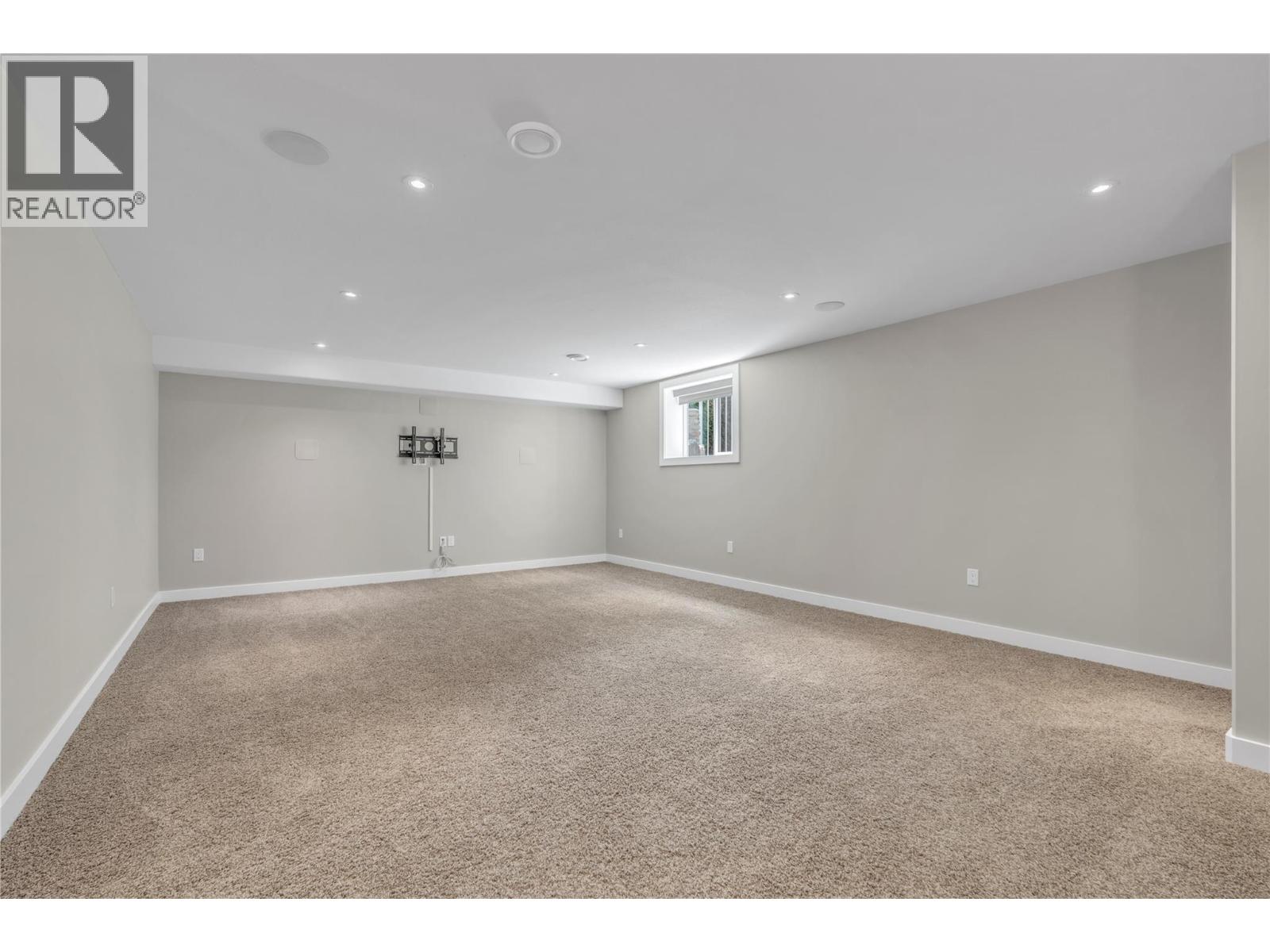 170 Stocks Crescent Unit# 169, Penticton