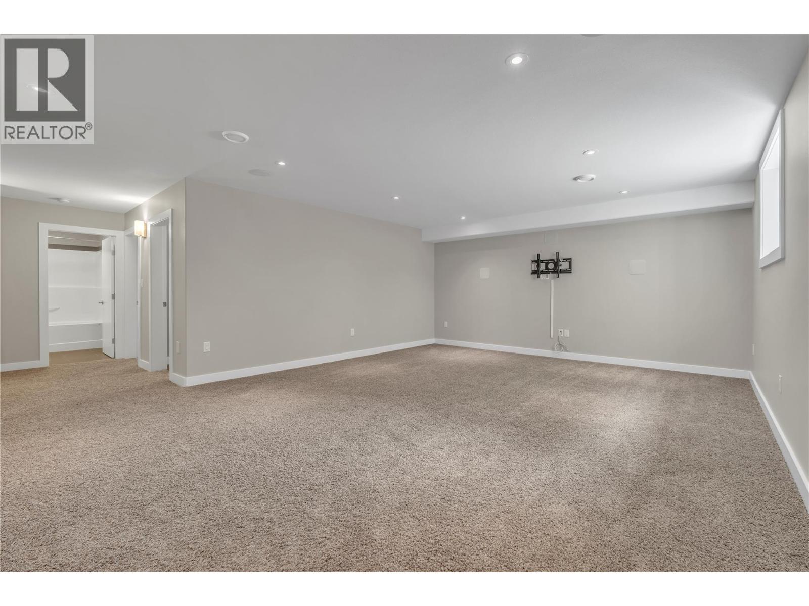 170 Stocks Crescent Unit# 169, Penticton