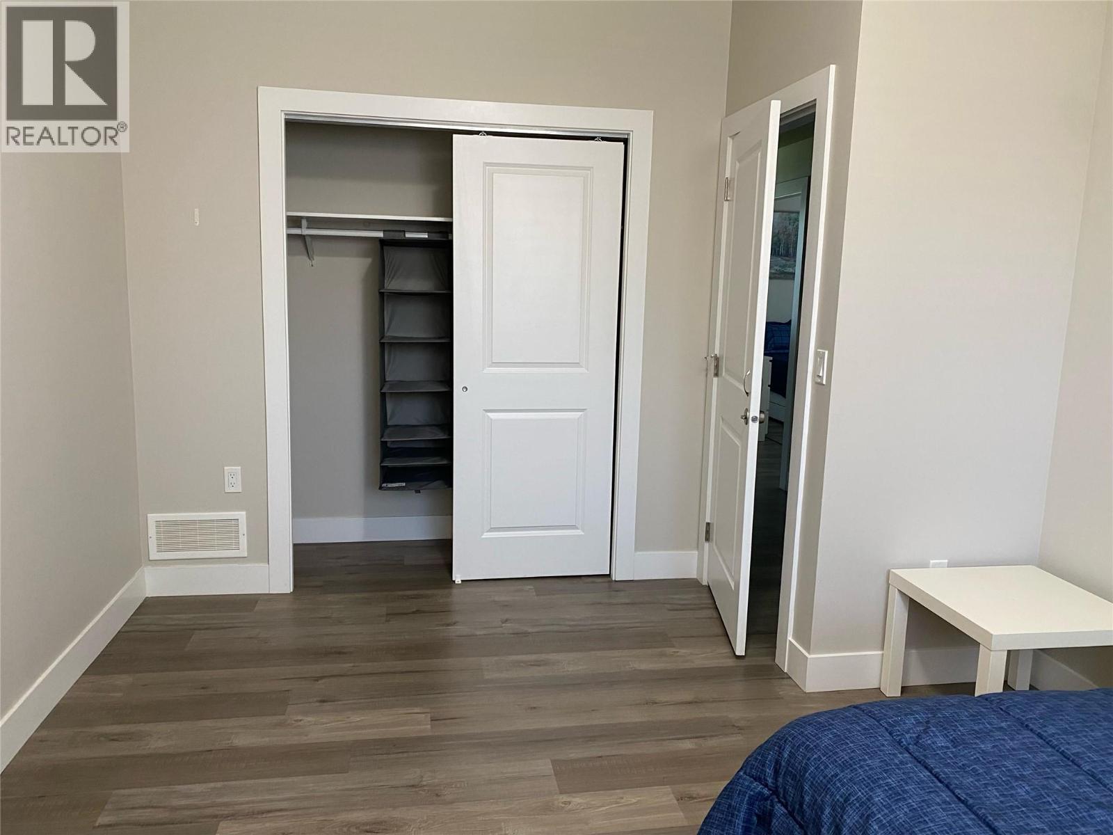  617 Glenmore Road, Kelowna