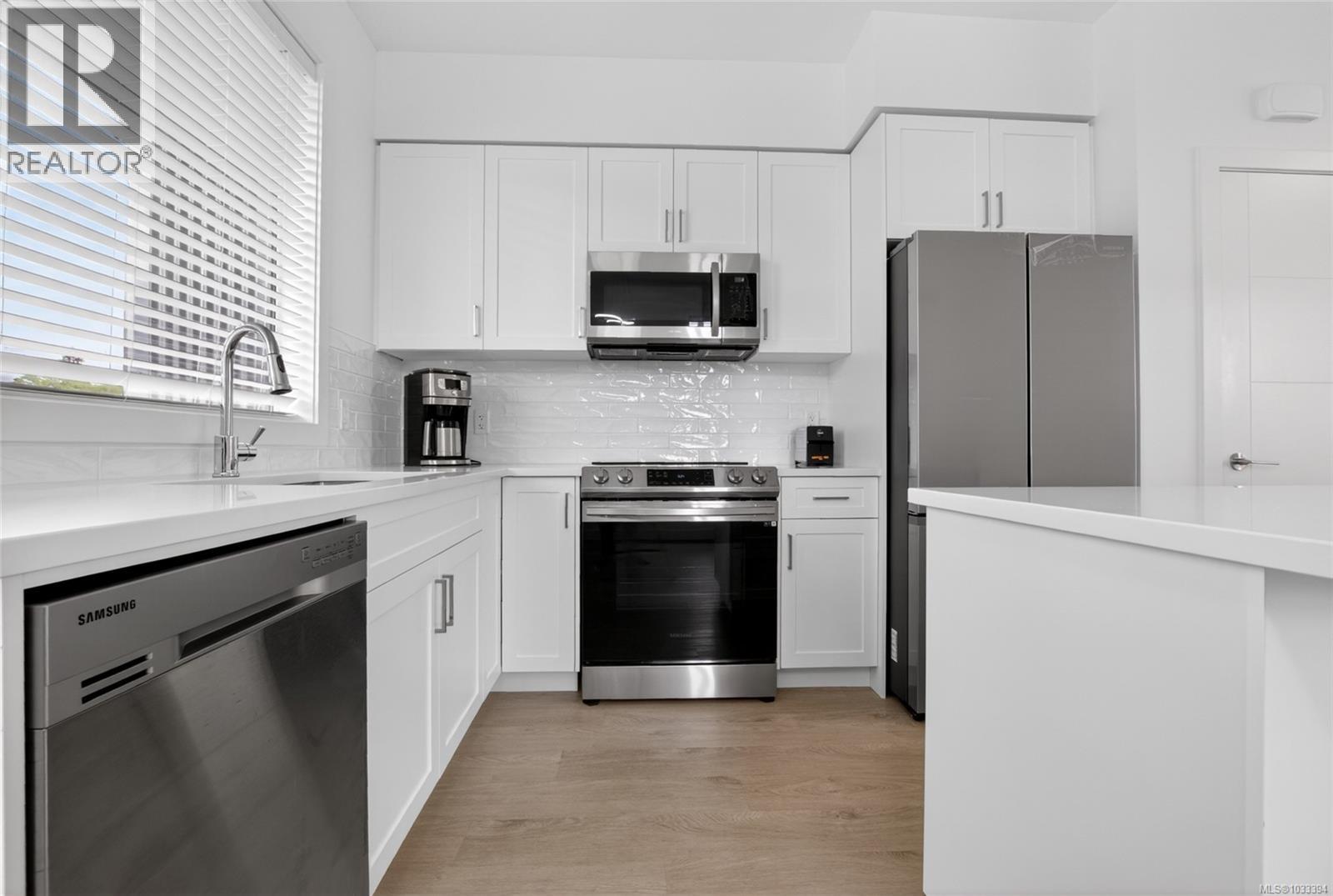 #1 545 JUBILEE St - 10