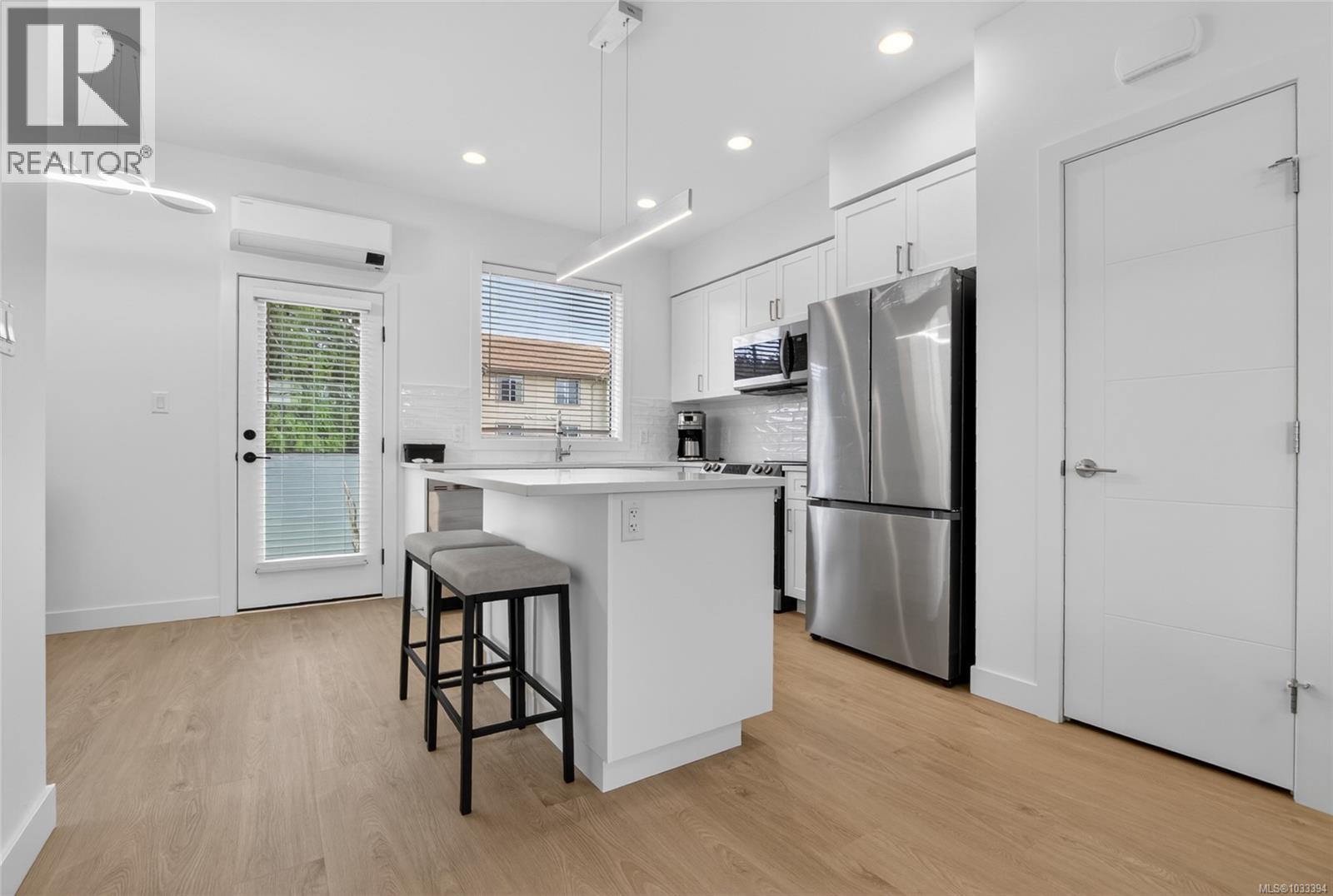 #1 545 JUBILEE St - 8