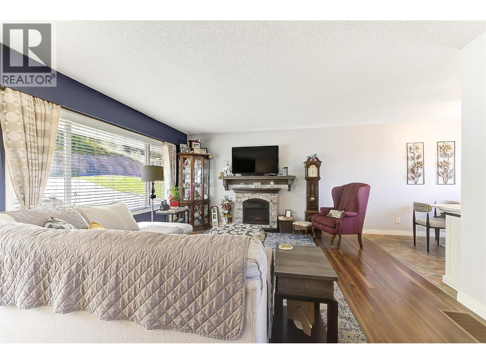 169 Cliffview Drive - 8