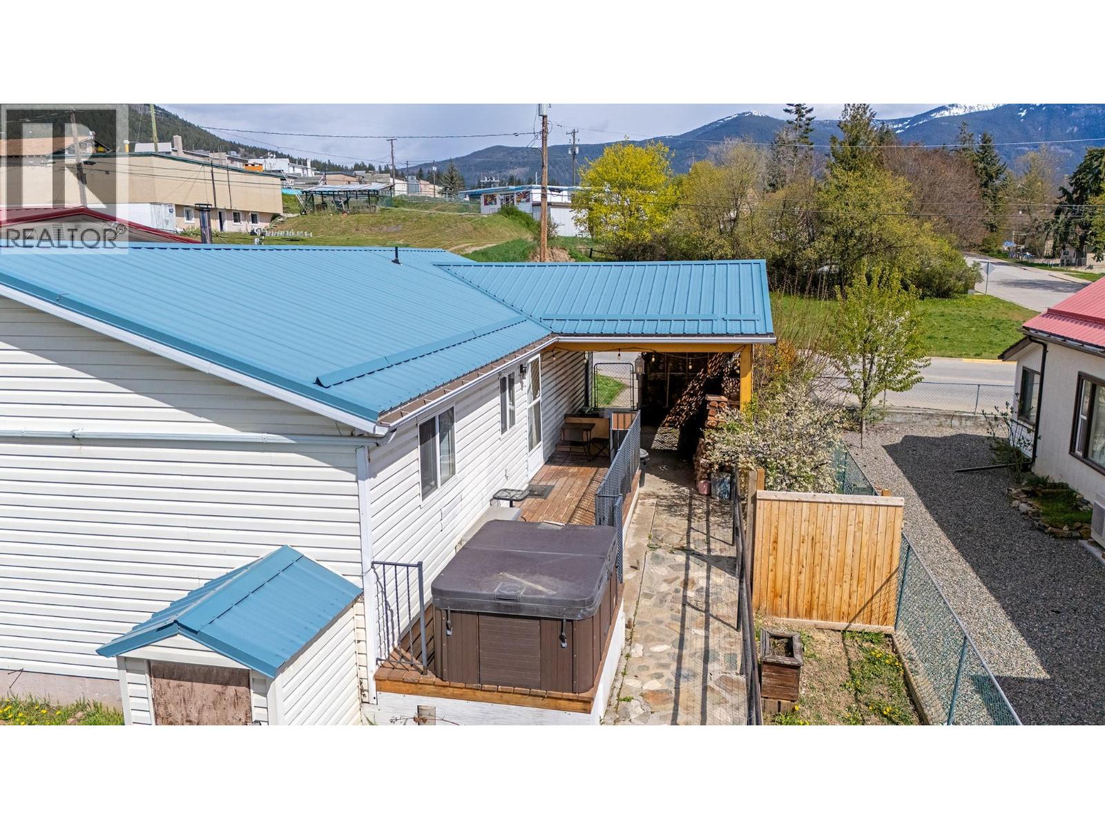 129 9th Avenue S, Creston