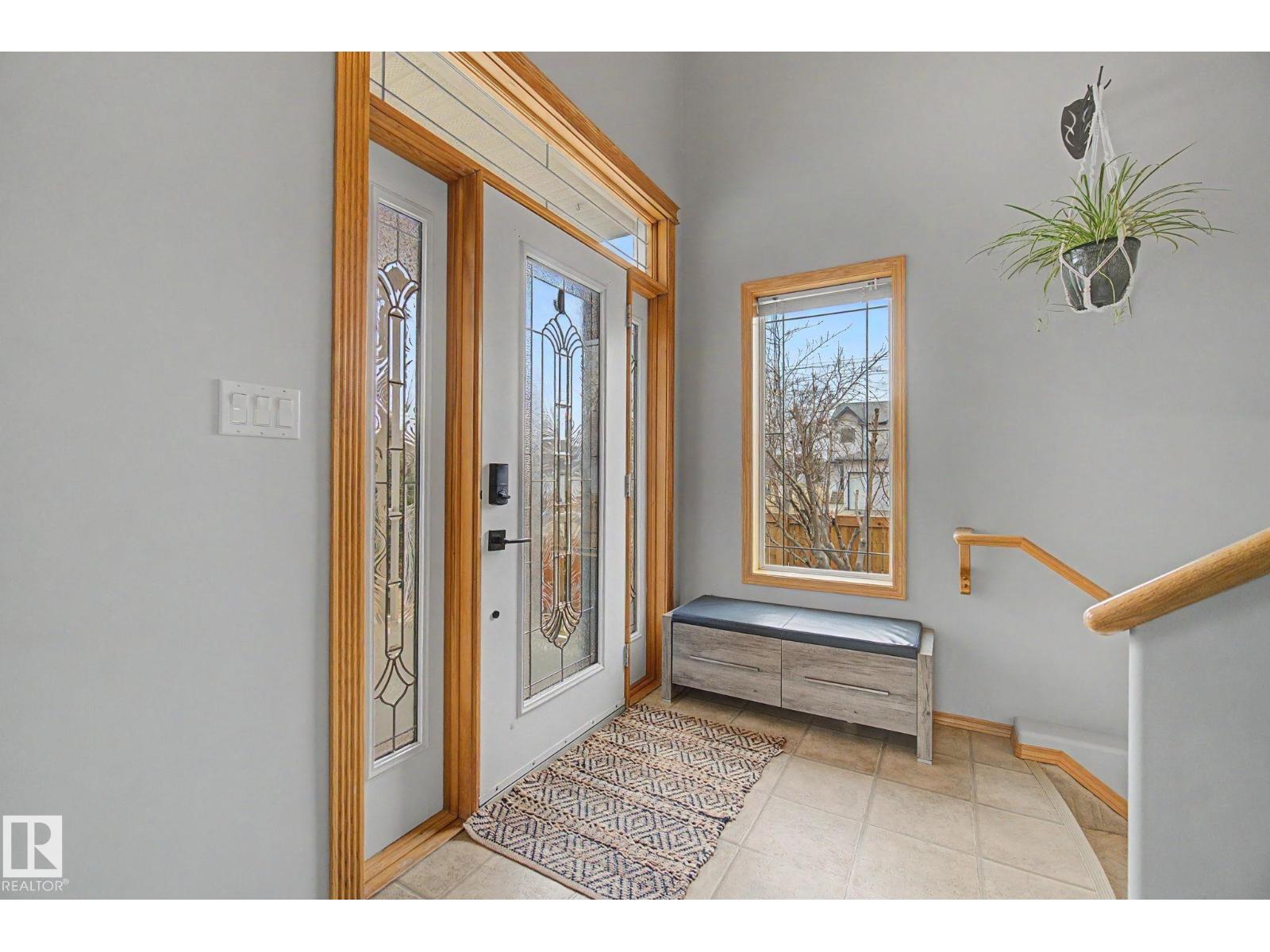 807 OAKLAND PL, Devon