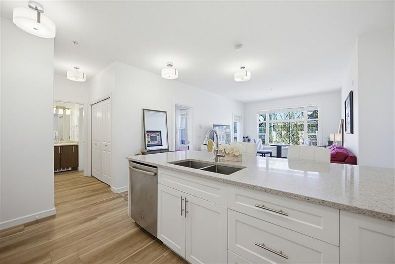 309 45530 MARKET WAY, Garrison Crossing, Chilliwack