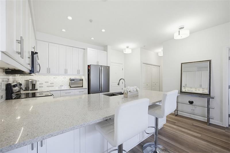 309 45530 MARKET WAY, Garrison Crossing, Chilliwack