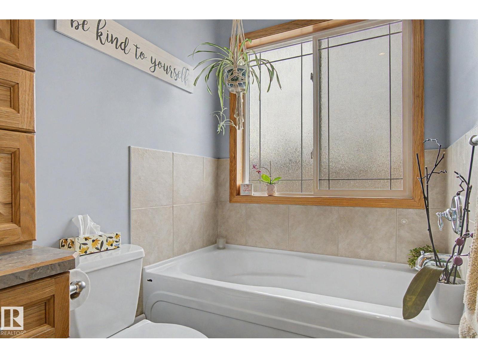 807 OAKLAND PL, Devon