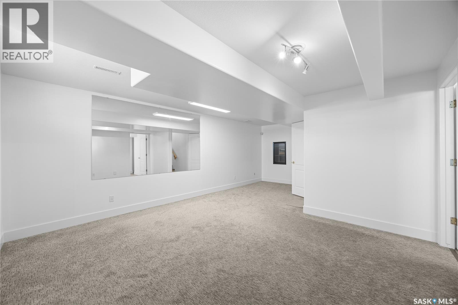 203 Konihowski ROAD - 36