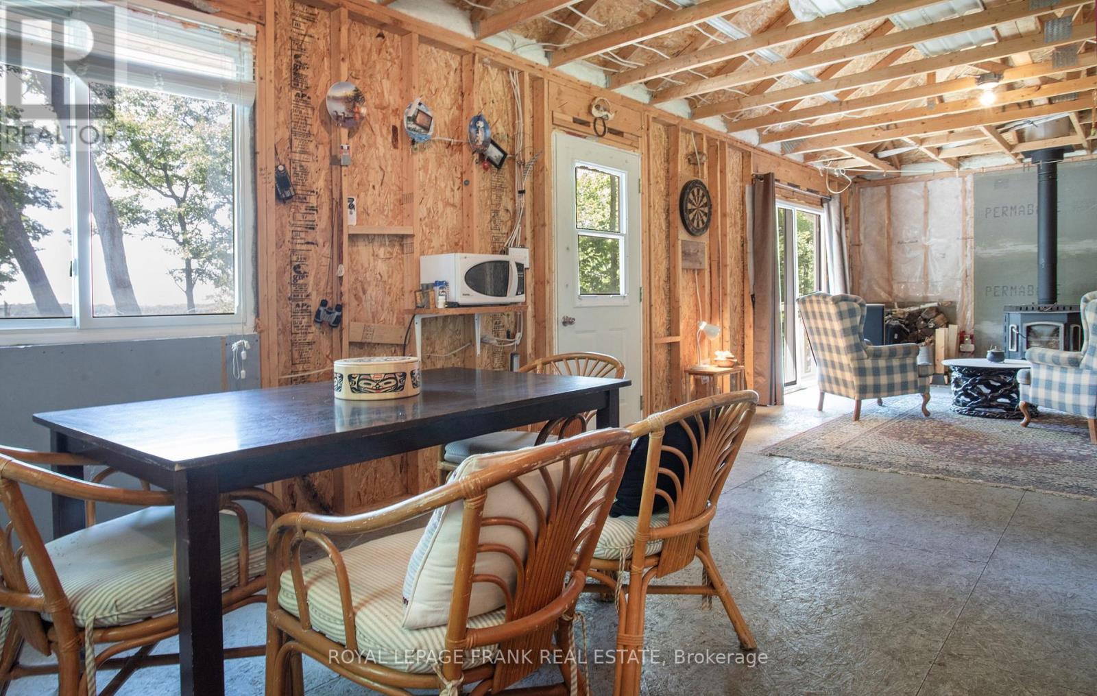 #10 200 INGHAM ROAD - 14