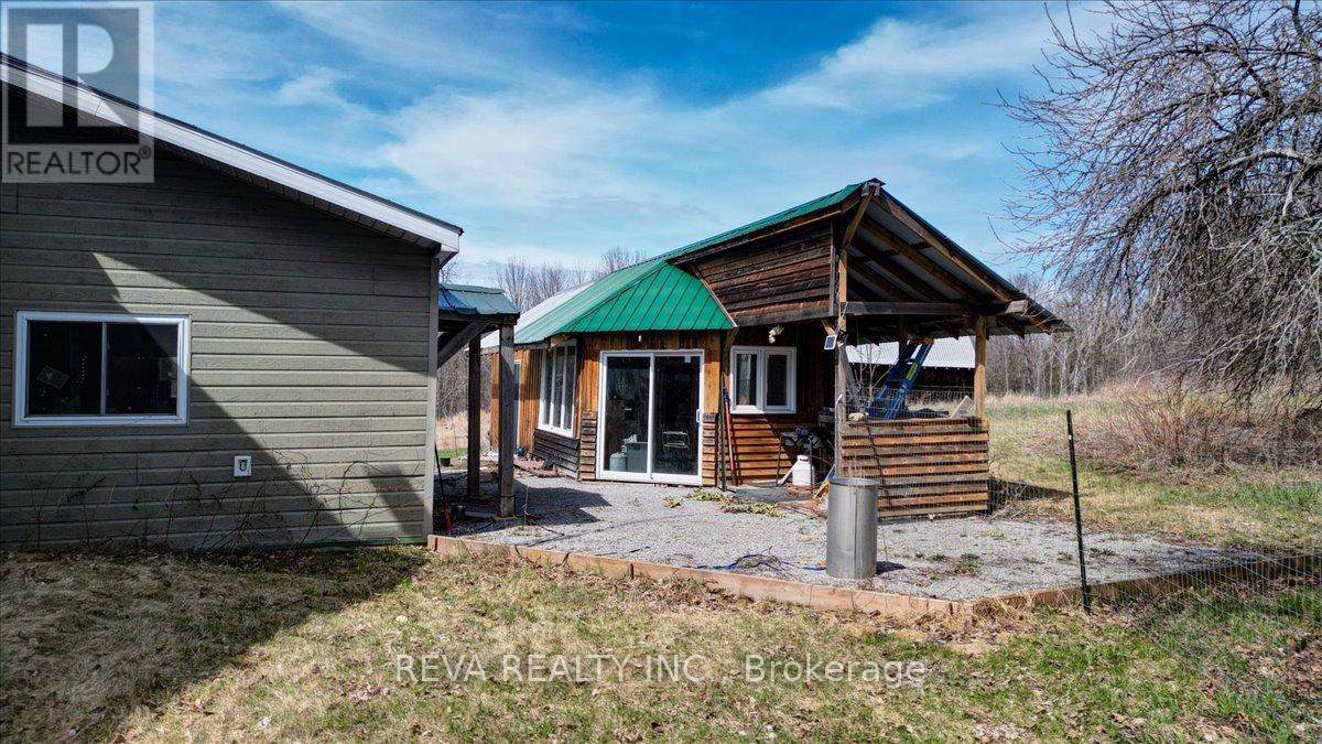 344 HUTSON LAKE ROAD — photo 24