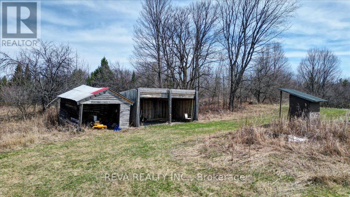 344 HUTSON LAKE ROAD — photo 37