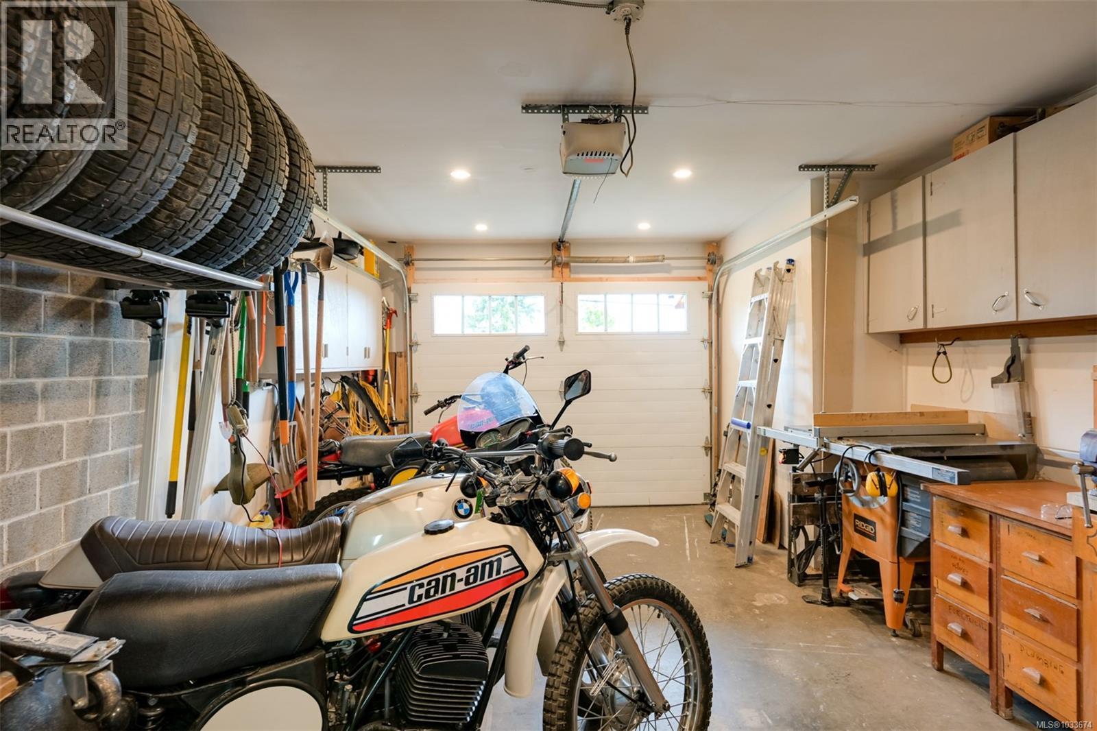 857 Rockheights Ave - 40