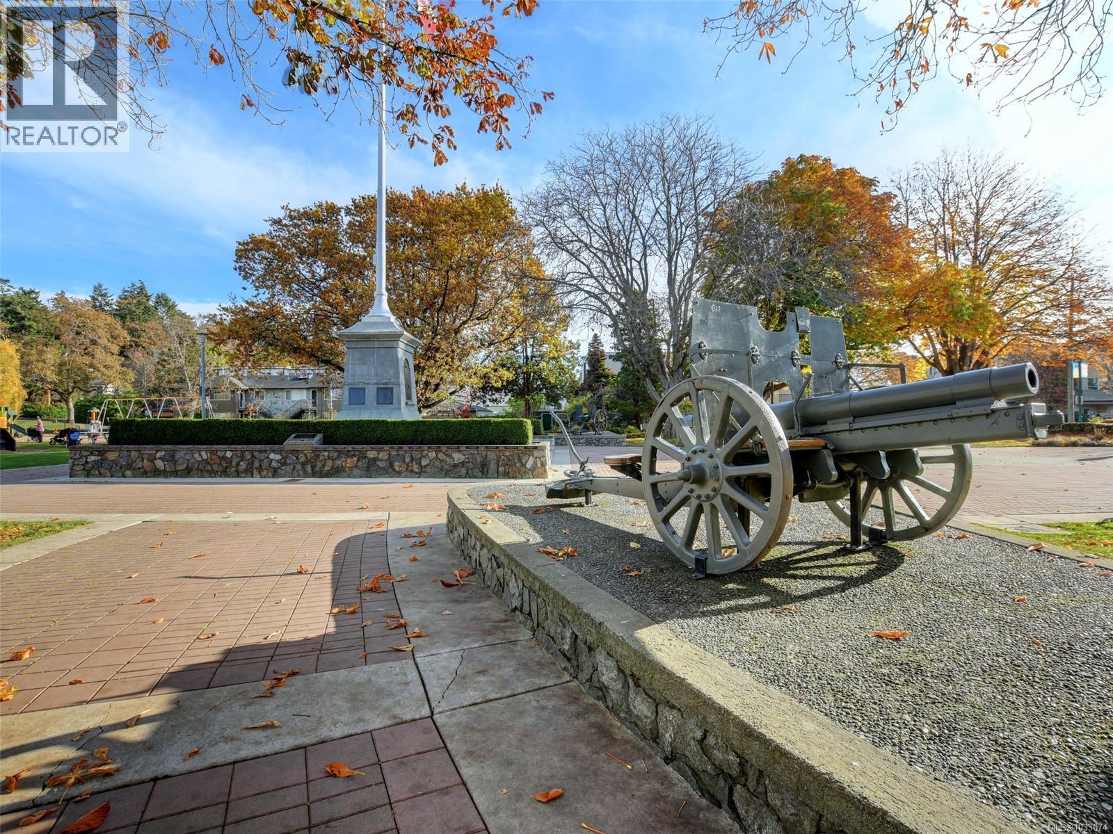 857 Rockheights Ave - 52