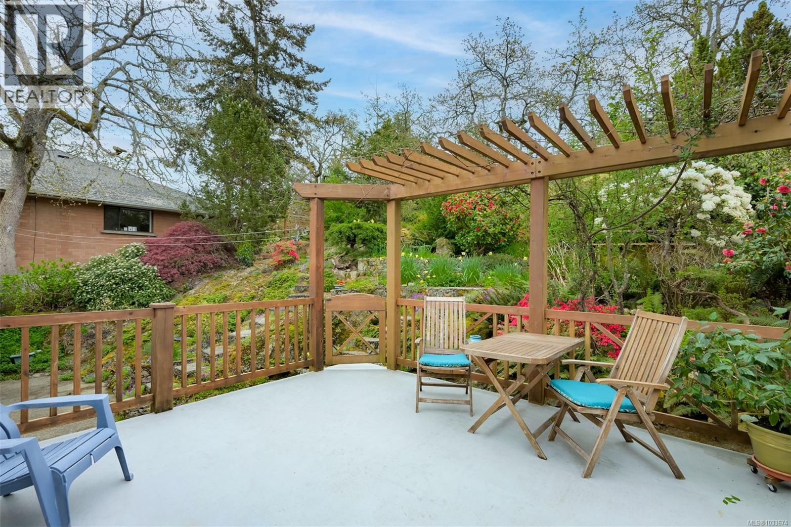 857 Rockheights Ave - 18