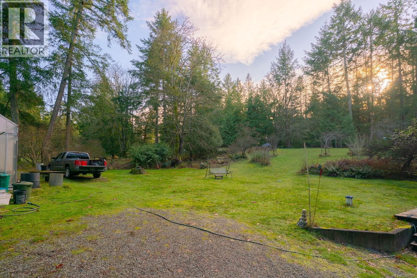 3217 Hewstone Rd - 43