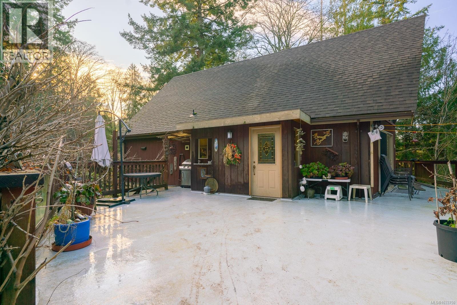 3217 Hewstone Rd - 5