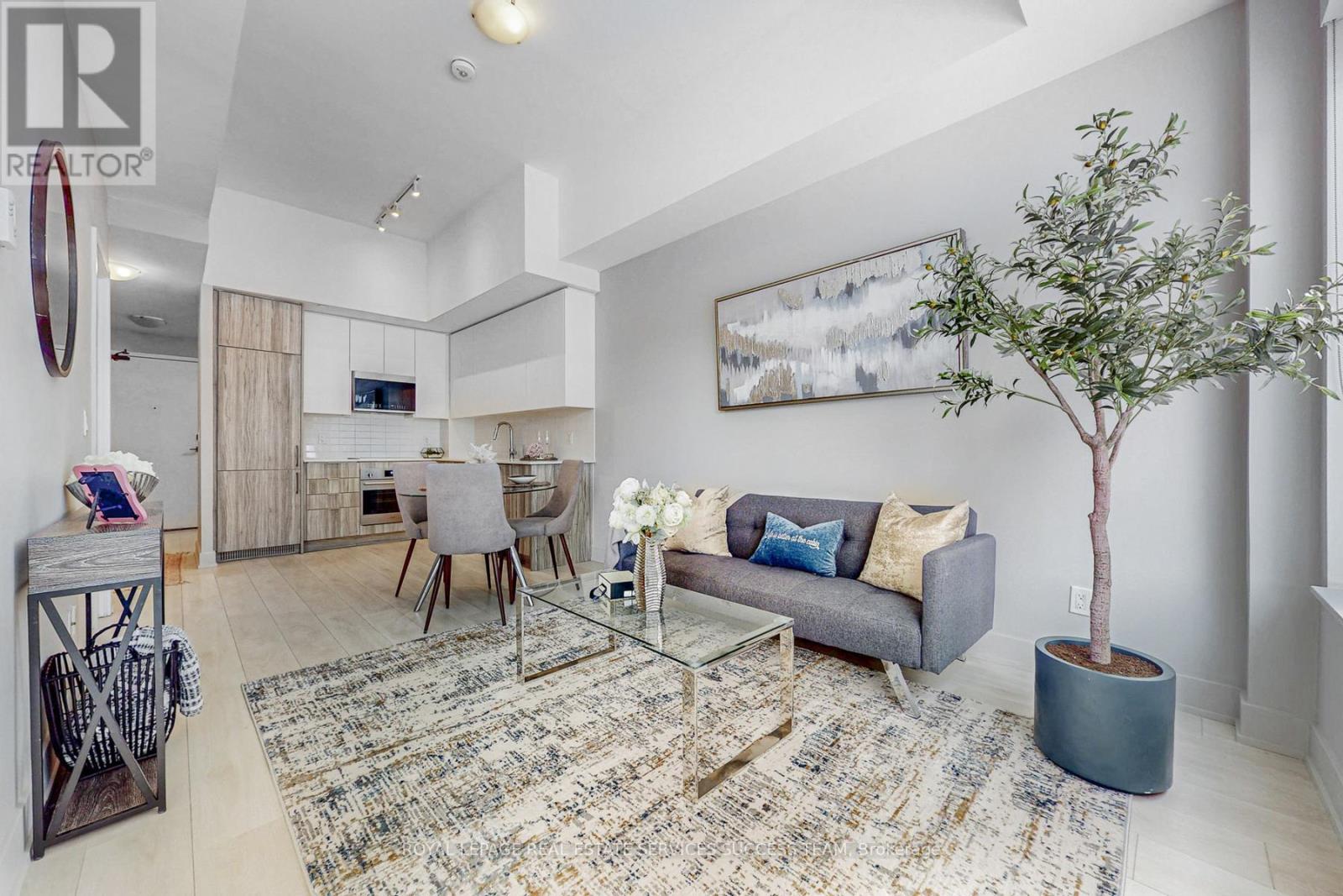 #447 2485 TAUNTON ROAD - 12