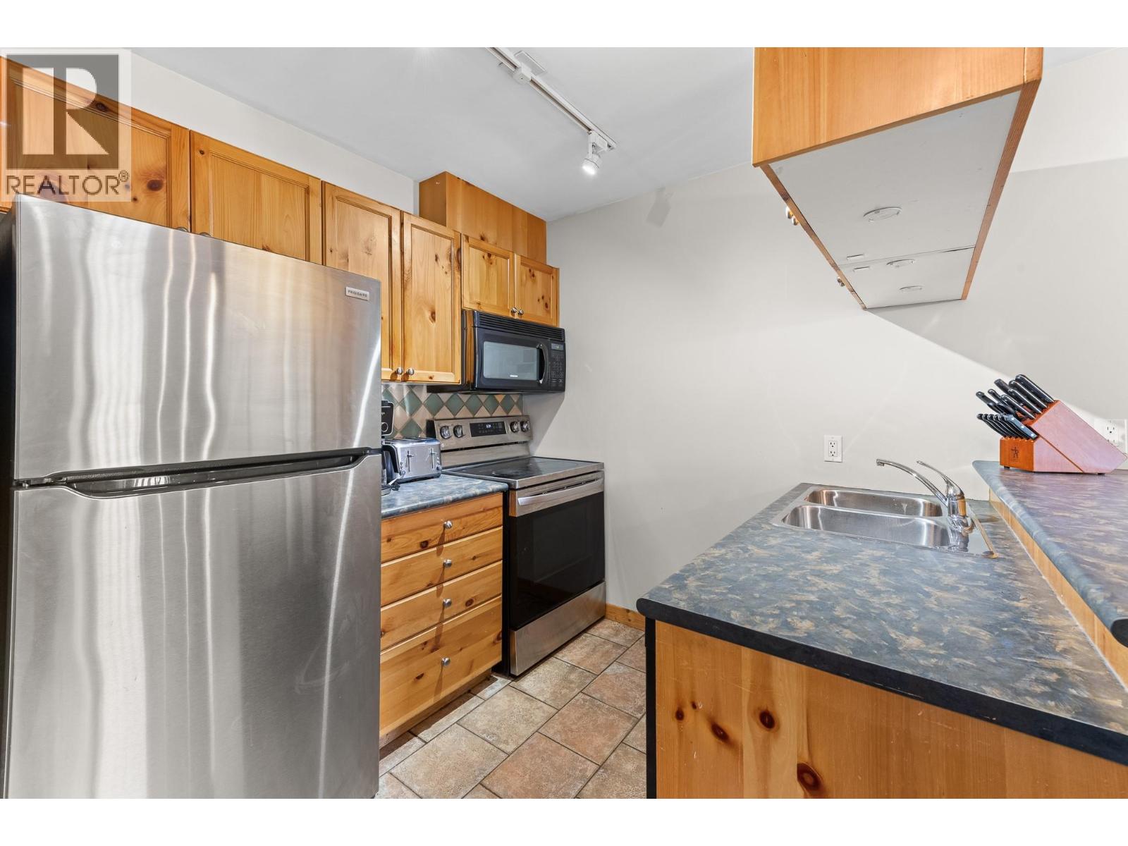 34 Rivermount Place Unit# 202B, Fernie
