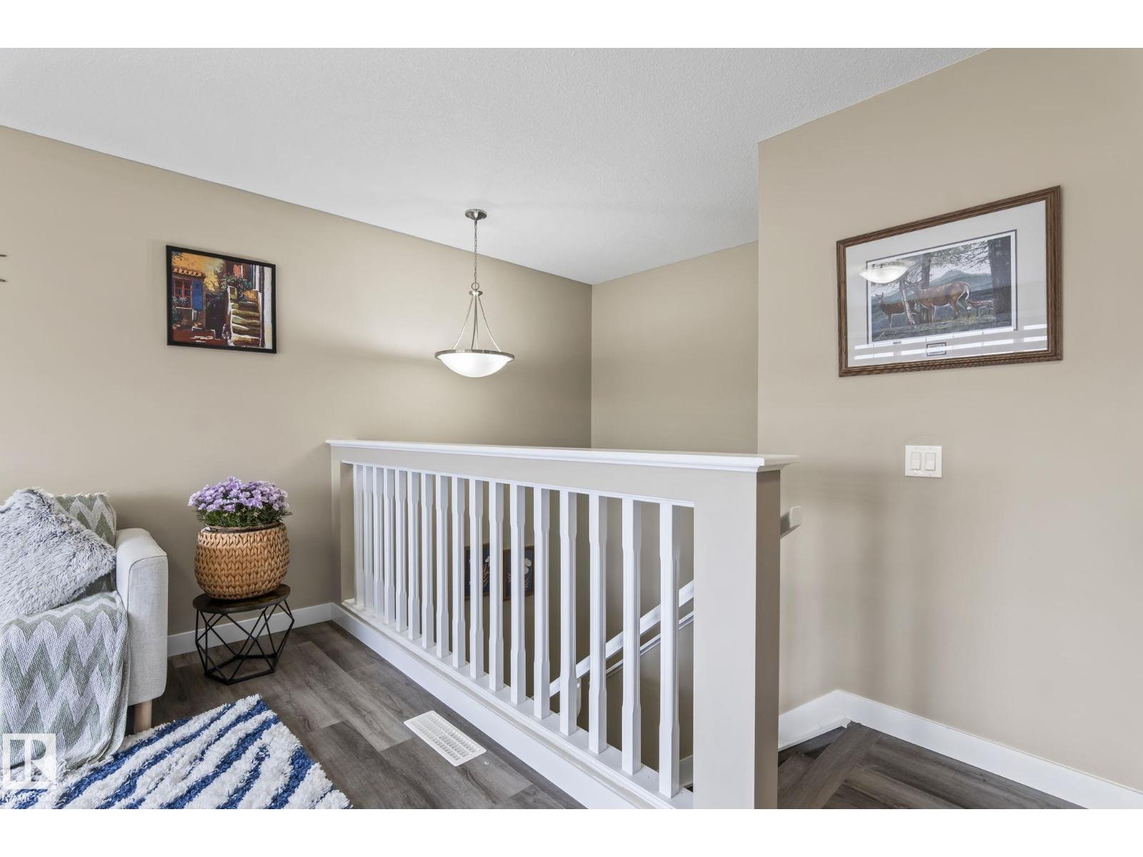 8431 216 ST NW NW, Edmonton