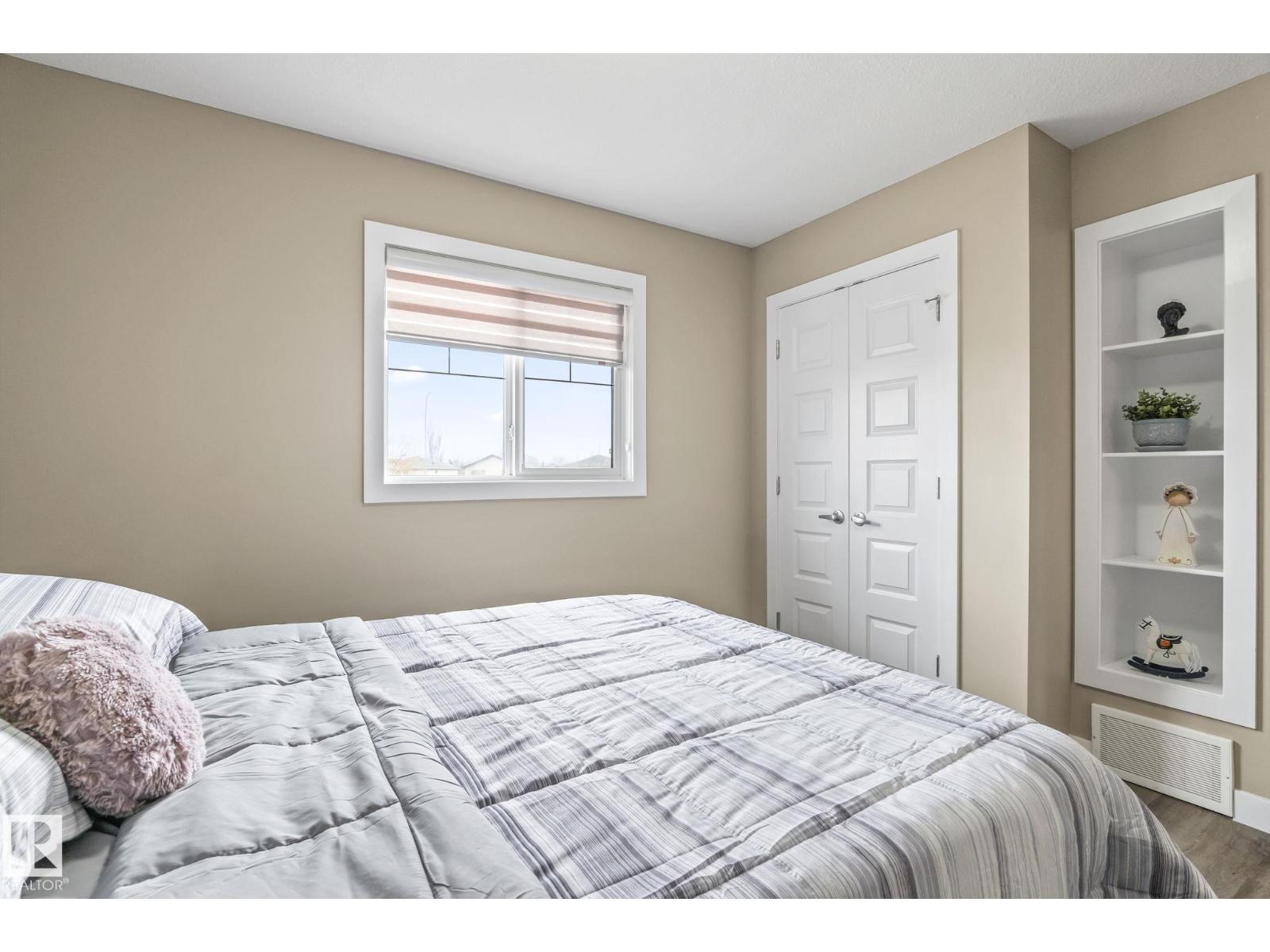 8431 216 ST NW NW, Edmonton