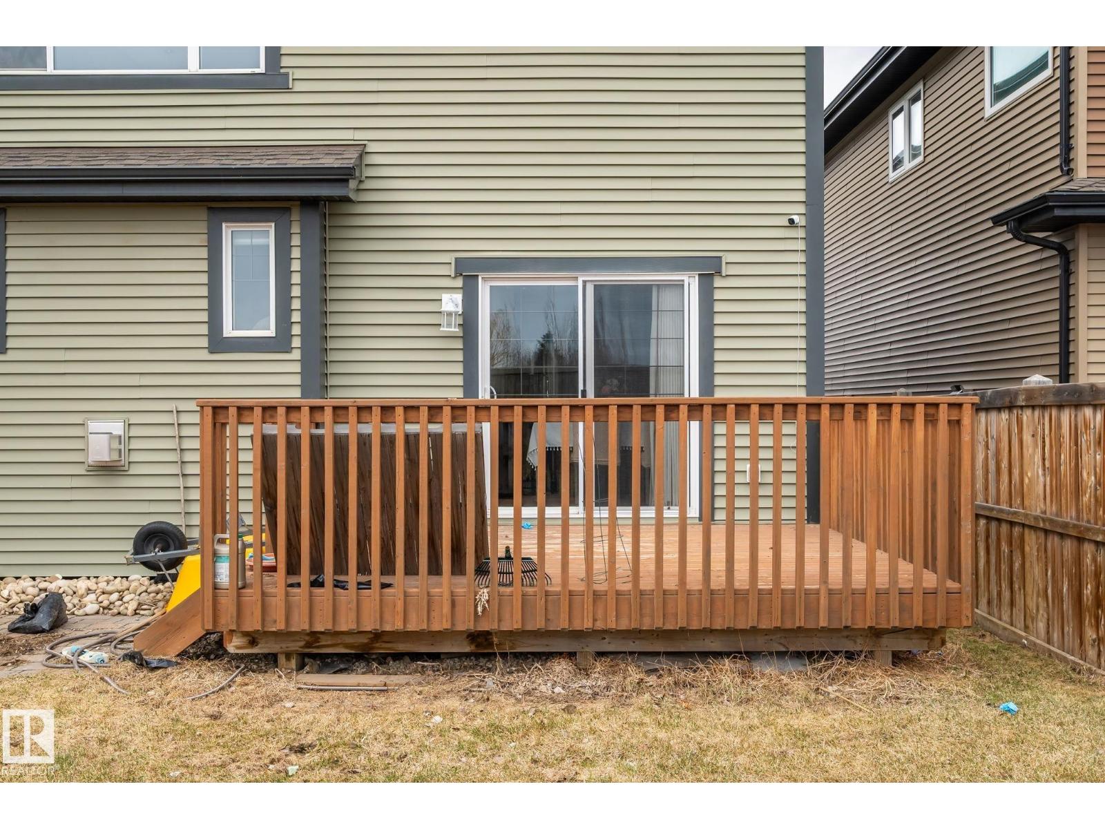 8431 216 ST NW NW, Edmonton