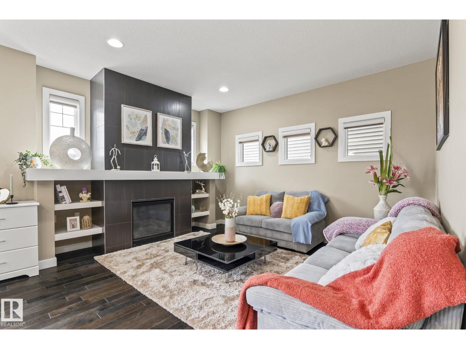 8431 216 ST NW NW, Edmonton