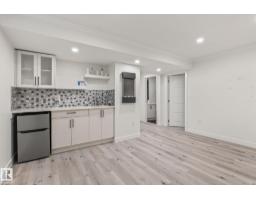 8431 216 St Nw Nw, Edmonton, AB T5T4W2 Photo 28