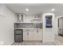 8431 216 St Nw Nw, Edmonton, AB T5T4W2 Photo 29