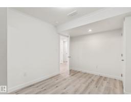 8431 216 St Nw Nw, Edmonton, AB T5T4W2 Photo 32