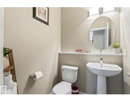 8431 216 St Nw Nw, Edmonton, AB T5T4W2 Photo 6