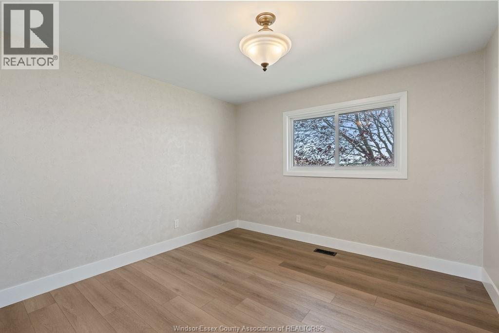 157 FAIRVIEW AVENUE East, Essex, Ontario, N8M2R3 — Photo 18
