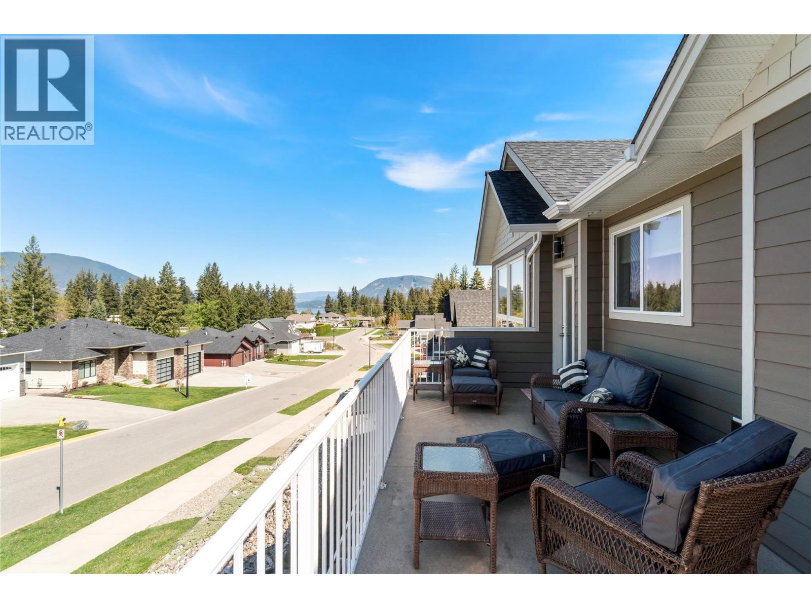 1260 23 Street SE, Salmon Arm